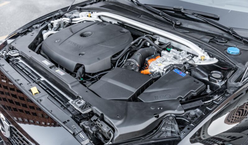 								2022 Volvo V60 T8 Polestar Engineered Extended Range full									
