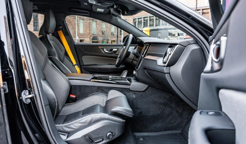 								2022 Volvo V60 T8 Polestar Engineered Extended Range full									