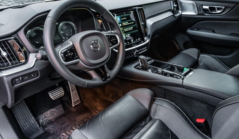 								2022 Volvo V60 T8 Polestar Engineered Extended Range full									