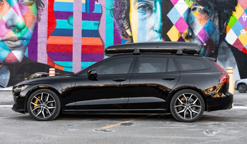 								2022 Volvo V60 T8 Polestar Engineered Extended Range full									