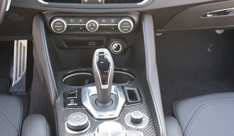 								2023 Alfa Romeo Giulia Quadrifoglio full									