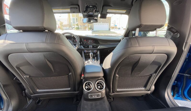 								2023 Alfa Romeo Giulia Quadrifoglio full									