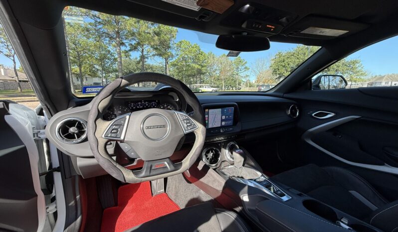 								2022 Chevrolet Camaro SS Coupe full									