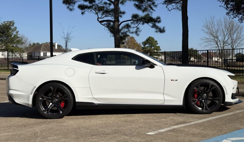 								2022 Chevrolet Camaro SS Coupe full									