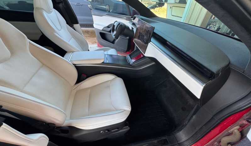 								2022 Tesla Model X Plaid full									