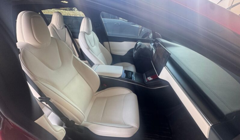 								2022 Tesla Model X Plaid full									