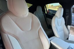 										2022 Tesla Model X Plaid full									