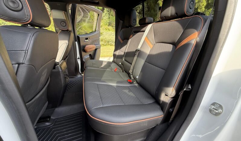 								2024 GMC Canyon AT4 full									