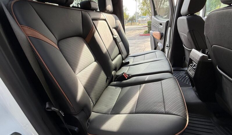 								2024 GMC Canyon AT4 full									