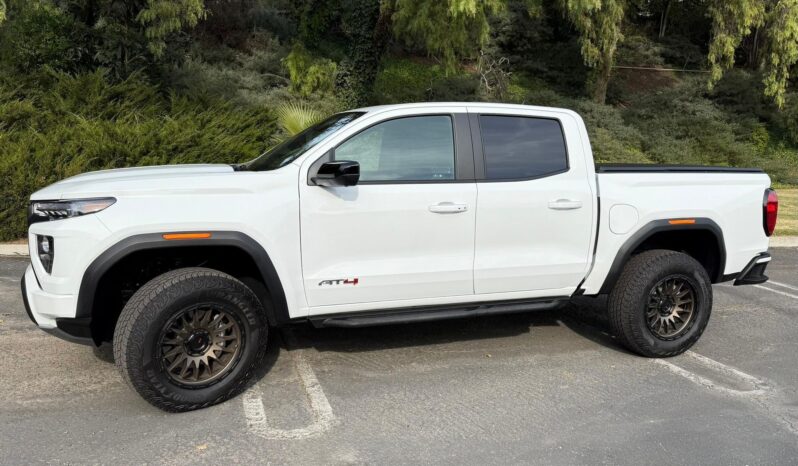 								2024 GMC Canyon AT4 full									