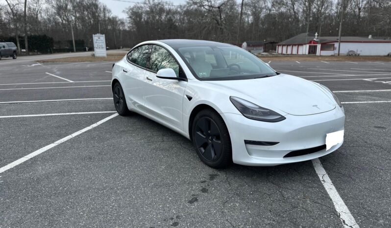 								2022 Tesla Model 3 Long Range AWD full									