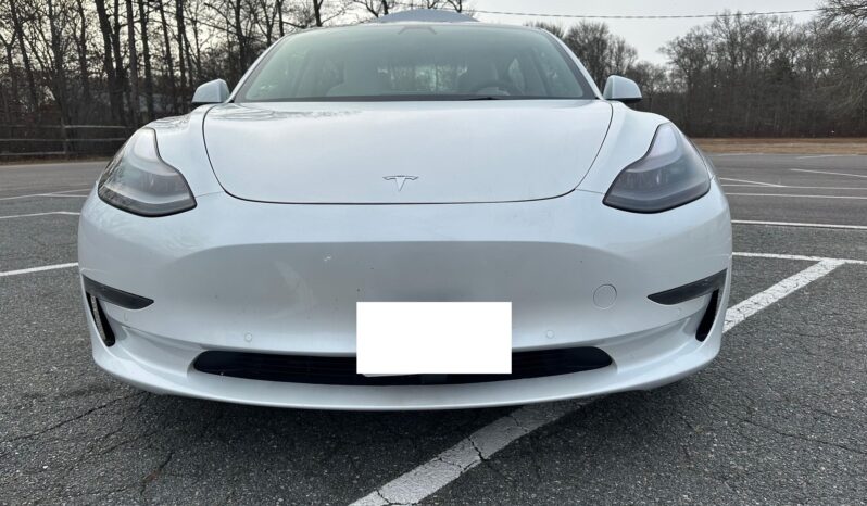 								2022 Tesla Model 3 Long Range AWD full									