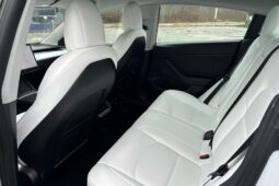 										2022 Tesla Model 3 Long Range AWD full									