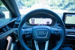 										2022 Audi A4 2.0T Quattro Sedan full									