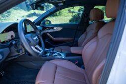 										2022 Audi A4 2.0T Quattro Sedan full									