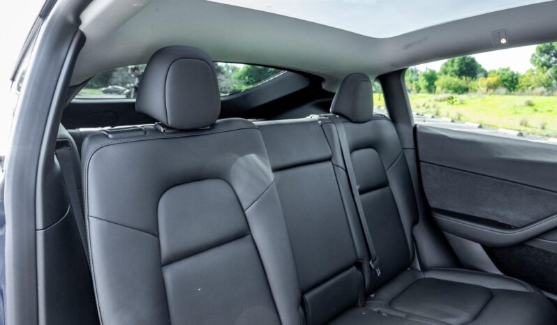 								2023 Tesla Model Y Long Range AWD full									