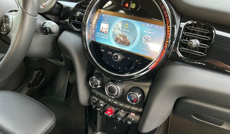 								2023 Mini Cooper S Hardtop full									