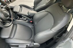 										2023 Mini Cooper S Hardtop full									