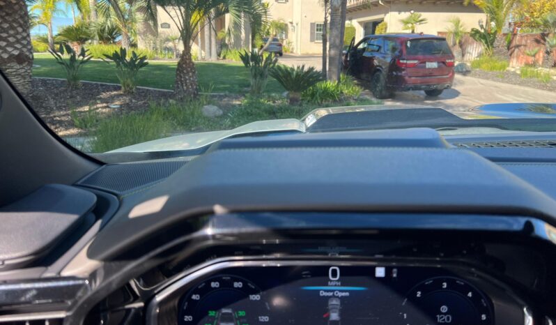 								2023 Chevrolet Silverado 1500 ZR2 4×4 full									