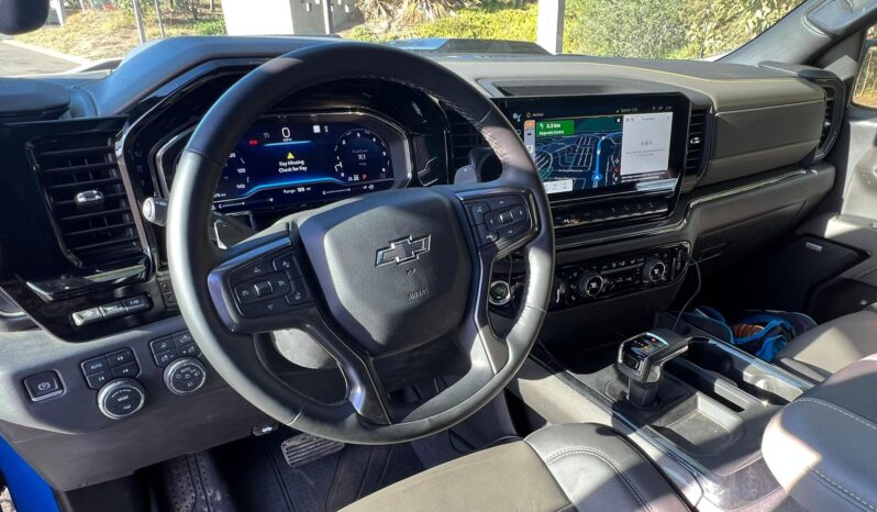 								2023 Chevrolet Silverado 1500 ZR2 4×4 full									