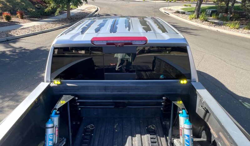 								2023 Chevrolet Silverado 1500 ZR2 4×4 full									