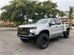 										2023 Chevrolet Silverado 1500 ZR2 4×4 full									