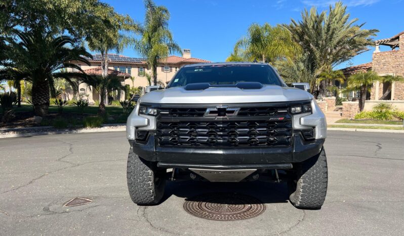 								2023 Chevrolet Silverado 1500 ZR2 4×4 full									