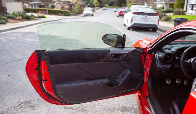 								2023 Toyota GR86 Premium full									