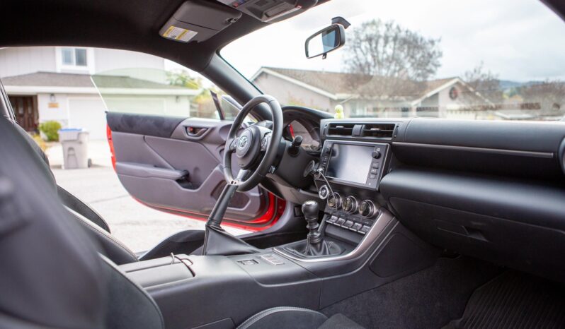 								2023 Toyota GR86 Premium full									