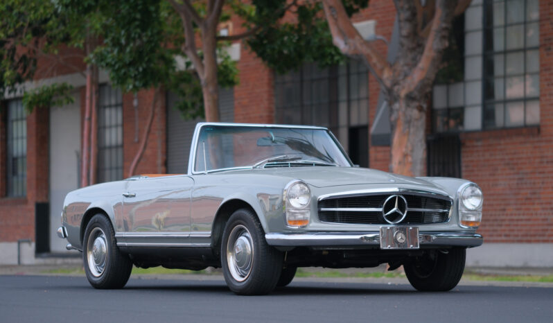 								1967 Mercedes-Benz 250SL 4-Speed full									
