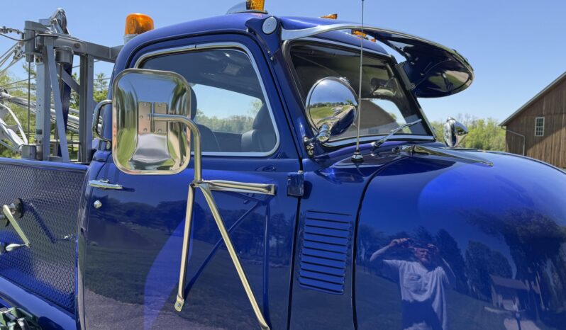 								1949 Chevrolet COE Tow Truck full									