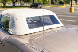 										1961 Chevrolet Corvette full									