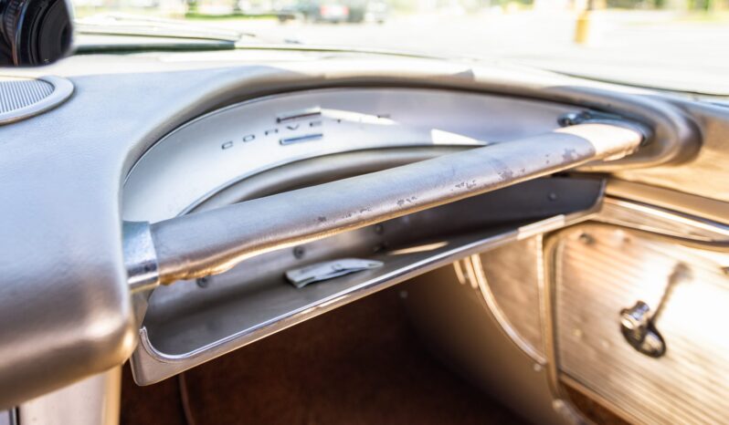 								1961 Chevrolet Corvette full									