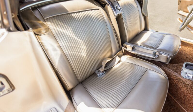 								1961 Chevrolet Corvette full									