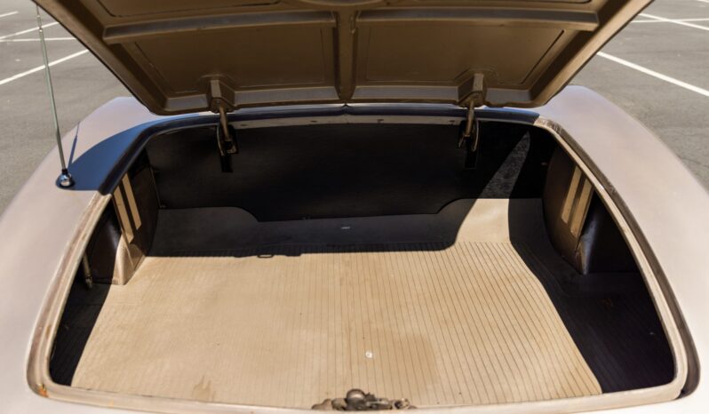 								1961 Chevrolet Corvette full									