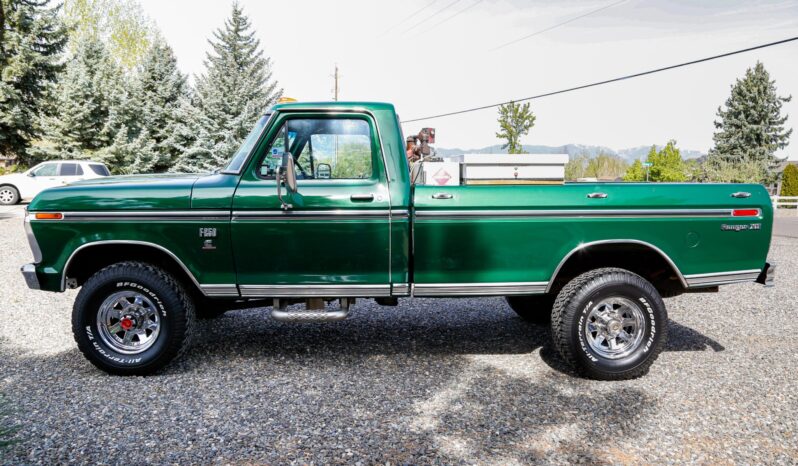 								1974 Ford F-250 Ranger XLT Highboy 4×4 5-Speed full									