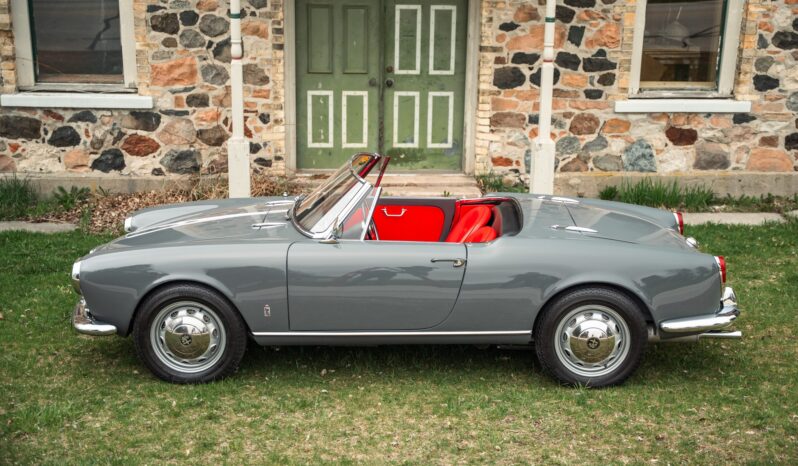 								1961 Alfa Romeo Giulietta Spider 5-Speed full									