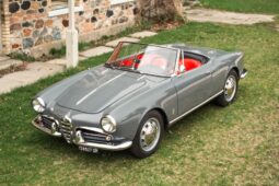 										1961 Alfa Romeo Giulietta Spider 5-Speed full									