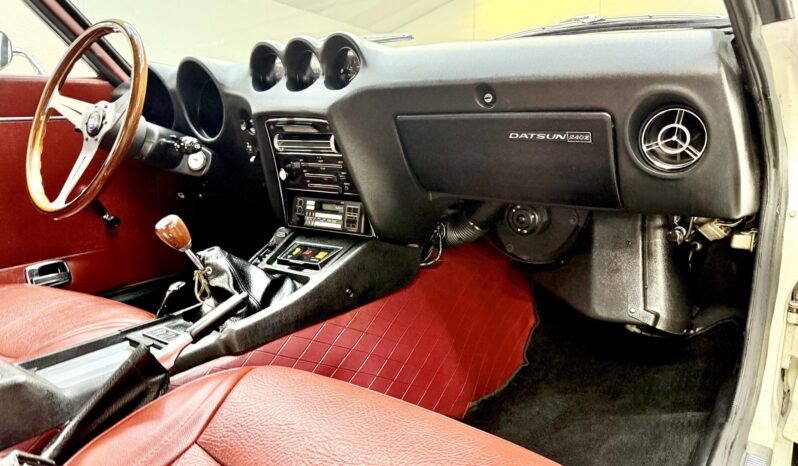 								1972 Datsun 240Z 5-Speed full									