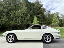 										1972 Datsun 240Z 5-Speed full									