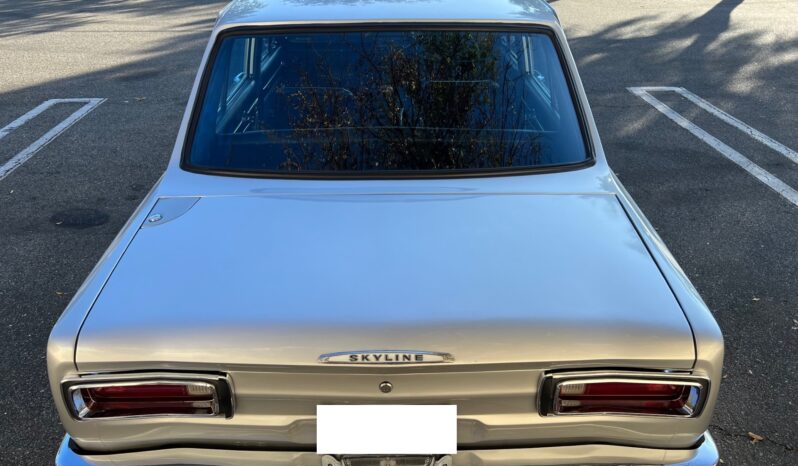 								1971 Nissan Skyline 2000GT Sedan 5-Speed full									