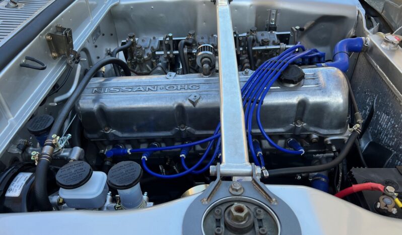 								1971 Nissan Skyline 2000GT Sedan 5-Speed full									