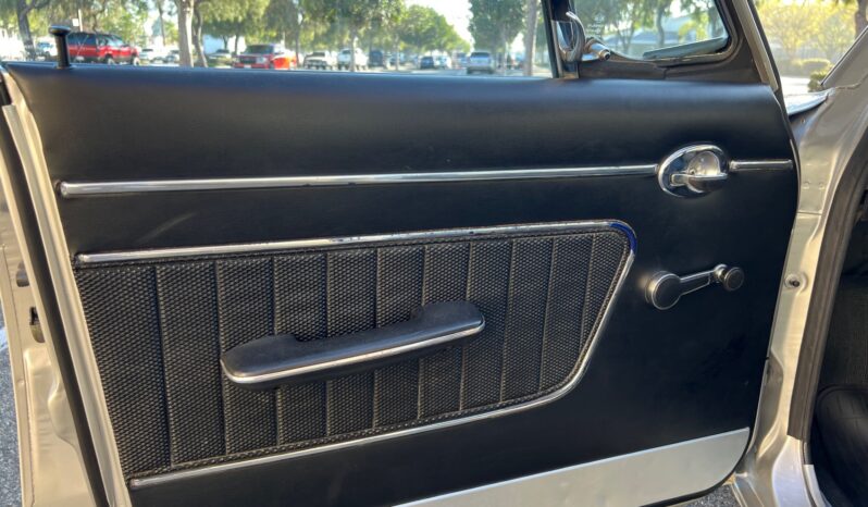 								1971 Nissan Skyline 2000GT Sedan 5-Speed full									