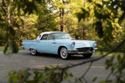 										1957 Ford Thunderbird full									