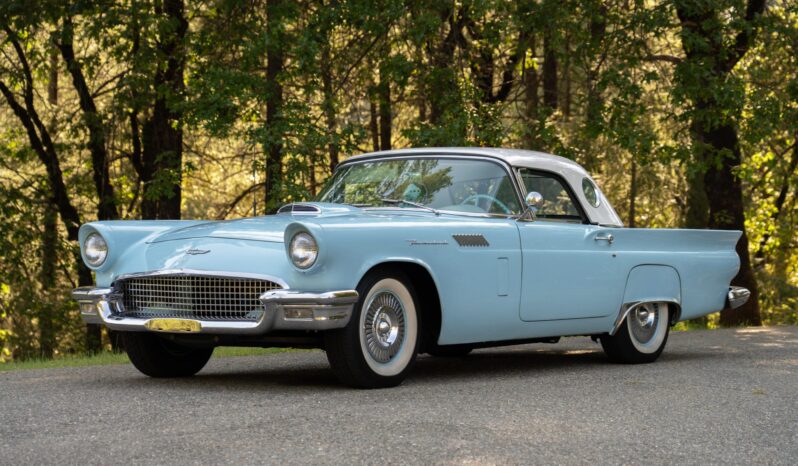 								1957 Ford Thunderbird full									