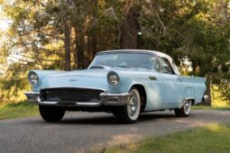 										1957 Ford Thunderbird full									