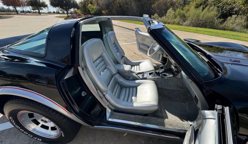 								1978 Chevrolet Corvette Pace Car Edition L82 full									