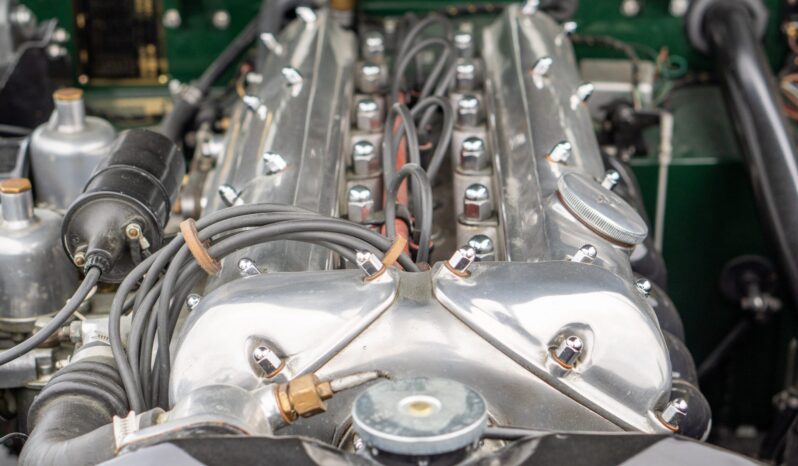 								1953 Jaguar XK120 SE Roadster full									