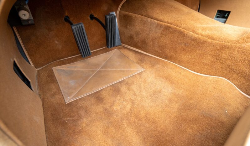 								1953 Jaguar XK120 SE Roadster full									