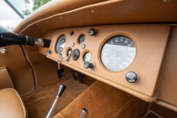 										1953 Jaguar XK120 SE Roadster full									